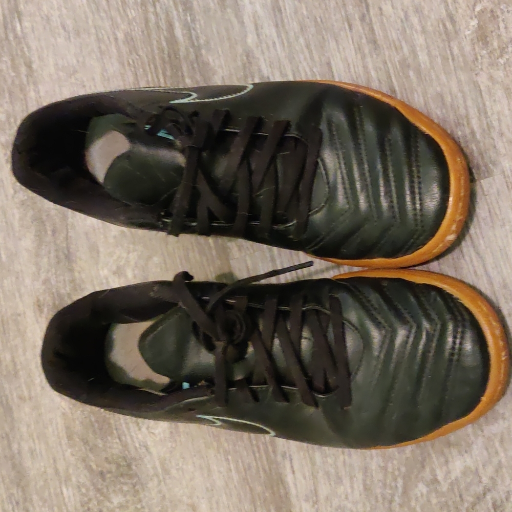Nike Tiempox indoor soccer shoes